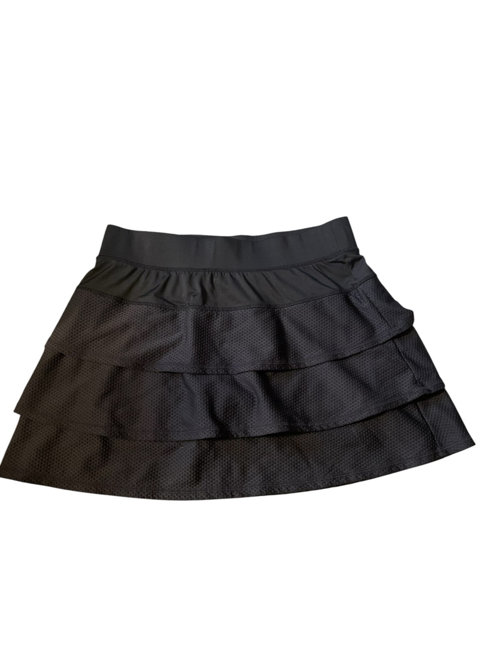D9- Black small Tiered Athletic Skort - Women